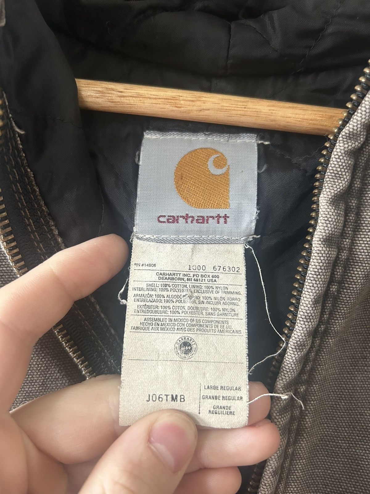 Carhartt Vintage brown/Olive Green Thrashed Carhartt jacket Size US L / EU 52-54 / 3 - 5 Thumbnail