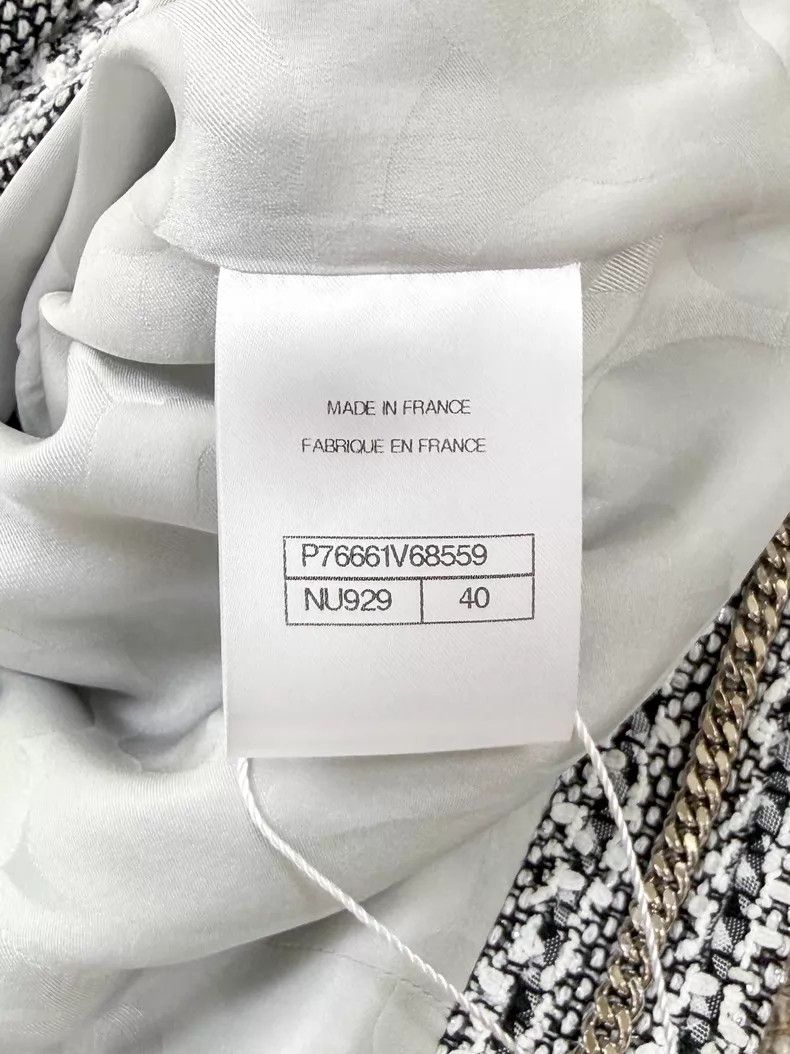 Chanel Chanel 24P black and white color block striped tweed knitt Size S / US 4 / IT 40 - 6 Thumbnail