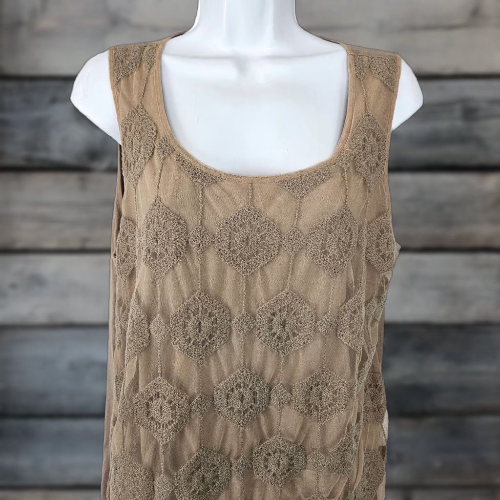 Vintage Chico's Women Tank Top Size Large Brown Embroidered Scoop Neck User: Chico's Women Tank Top Size Large Brown Embroidered Scoop Neck Size L / US 10 / IT 46 - 1 Thumbnail