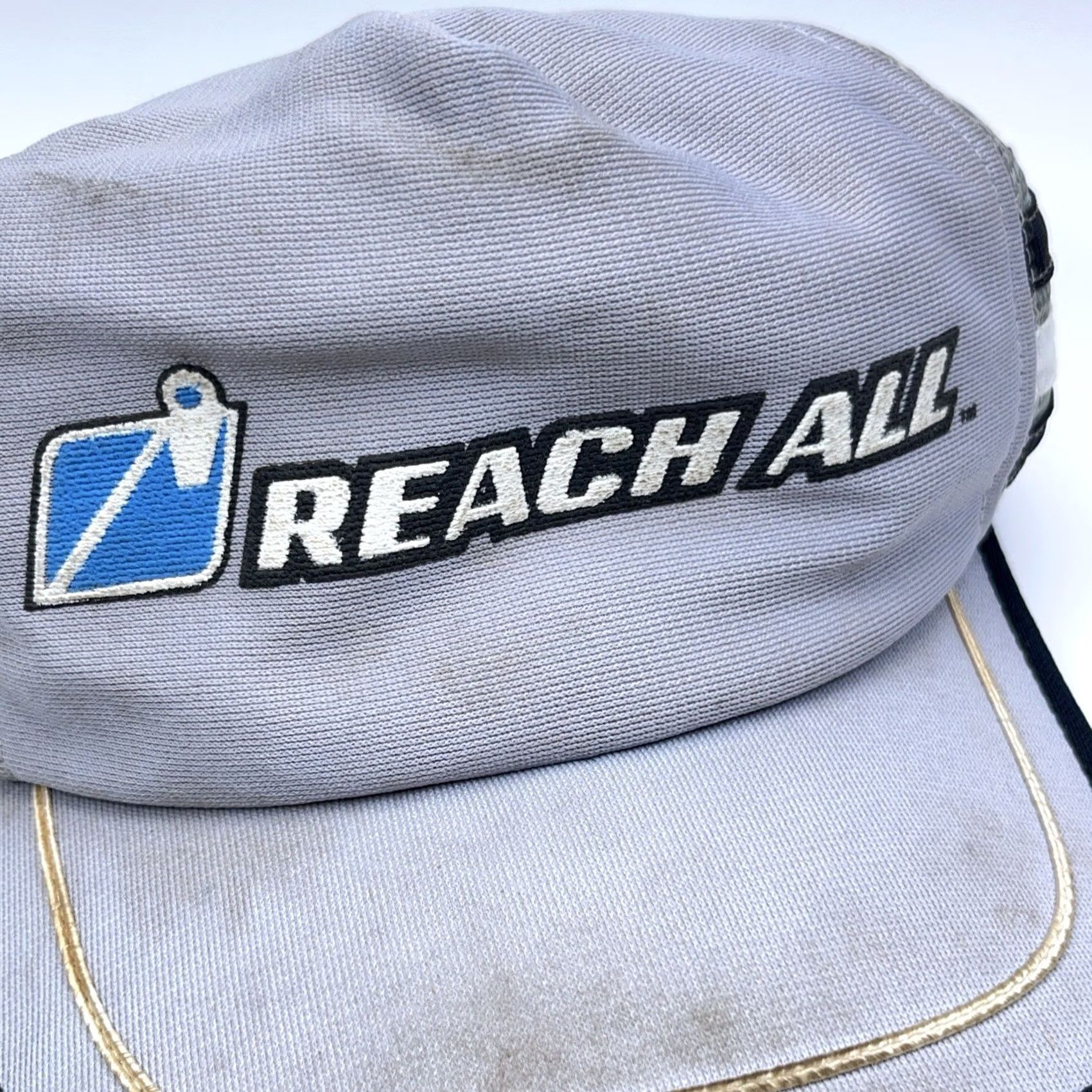 Vintage VINTAGE Trucker Hat USA 80s 90s Gray Black Puffy V Reach Size ONE SIZE - 3 Thumbnail