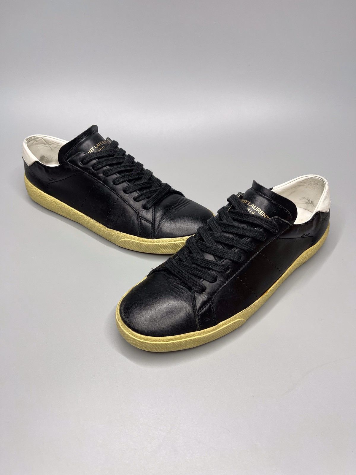 Saint Laurent Paris Saint Laurent Paris Leather Low-Top Sneakers SL/06 Size US 8.5 / IT 38.5 - 4 Thumbnail