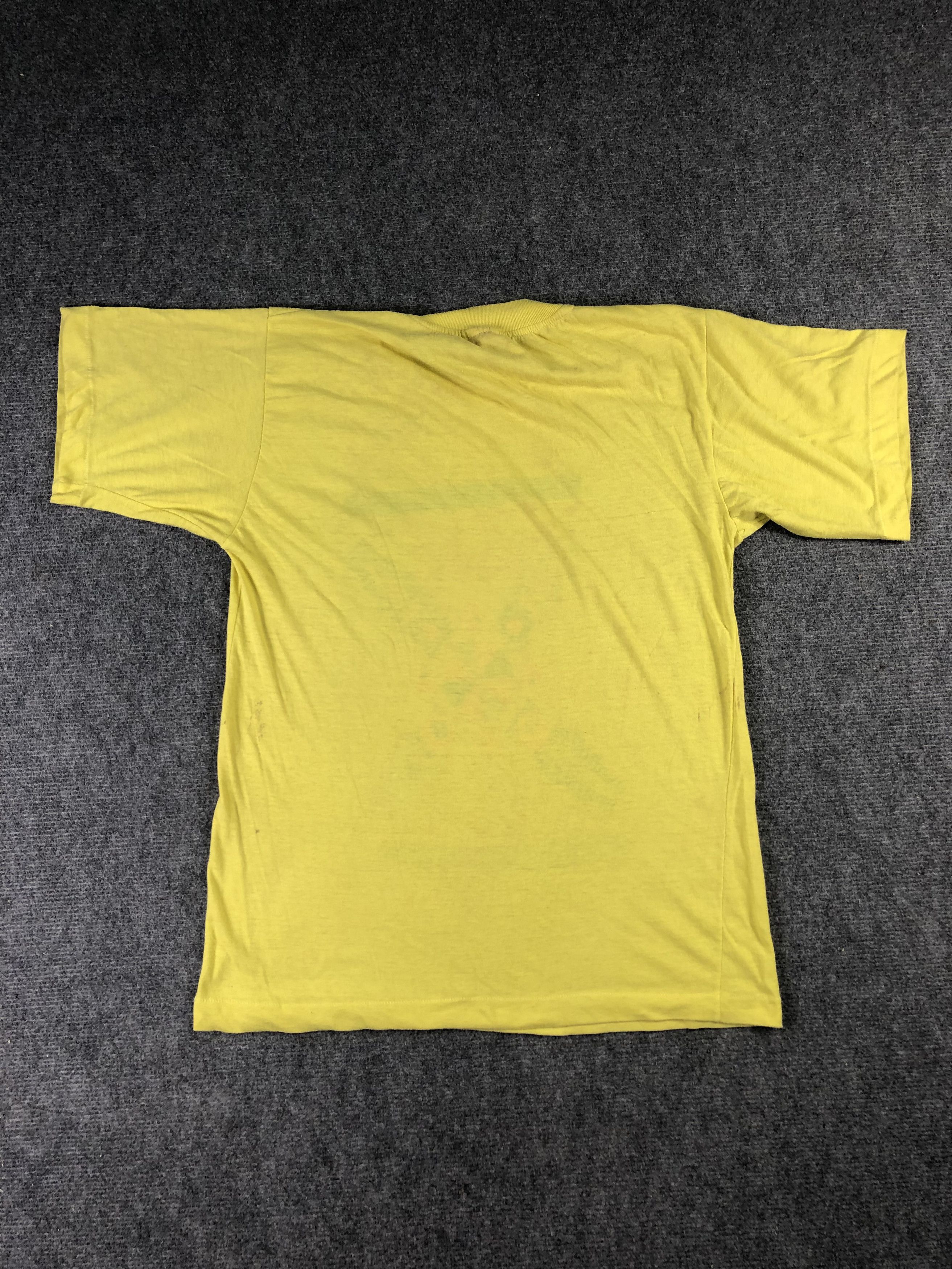 Vintage Vintage Tanning Zone Bermuda Tshirt Size US M / EU 48-50 / 2 - 9 Thumbnail