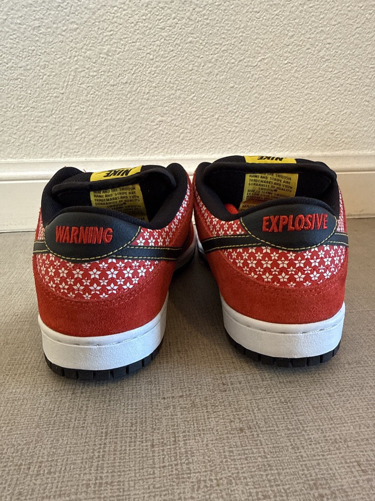 Nike SB Nike Dunk Low Premium SB Firecracker size 6 Size US 6 / EU 39 - 7 Thumbnail