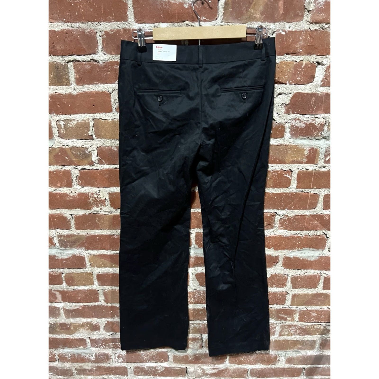 Express EXPRESS Black Editor Low Rise Flare Leg Pants 6 Women's Cotton Twill Straight Full Length 30in Size 28" / US 6 / IT 42 - 2 Thumbnail