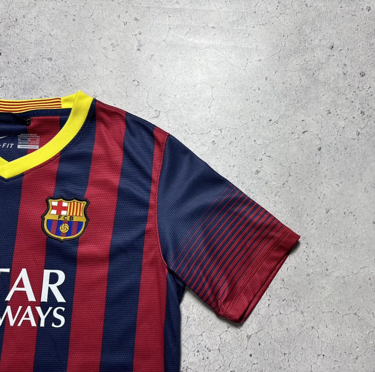 Nike Nike FC Barcelona 2013/2014 Vintage Soccer Jersey Drill Size US S / EU 44-46 / 1 - 2 Thumbnail