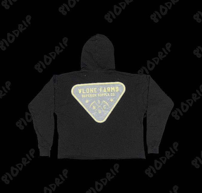 Vlone Vlone Badge Of Honor Hoodie (M) Size US M / EU 48-50 / 2 - 2 Thumbnail