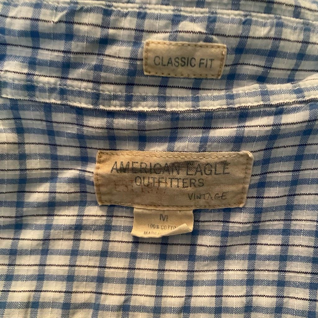 American Eagle Outfitters American Eagle men M classic fit checker pattern button down Size US M / EU 48-50 / 2 - 5 Thumbnail