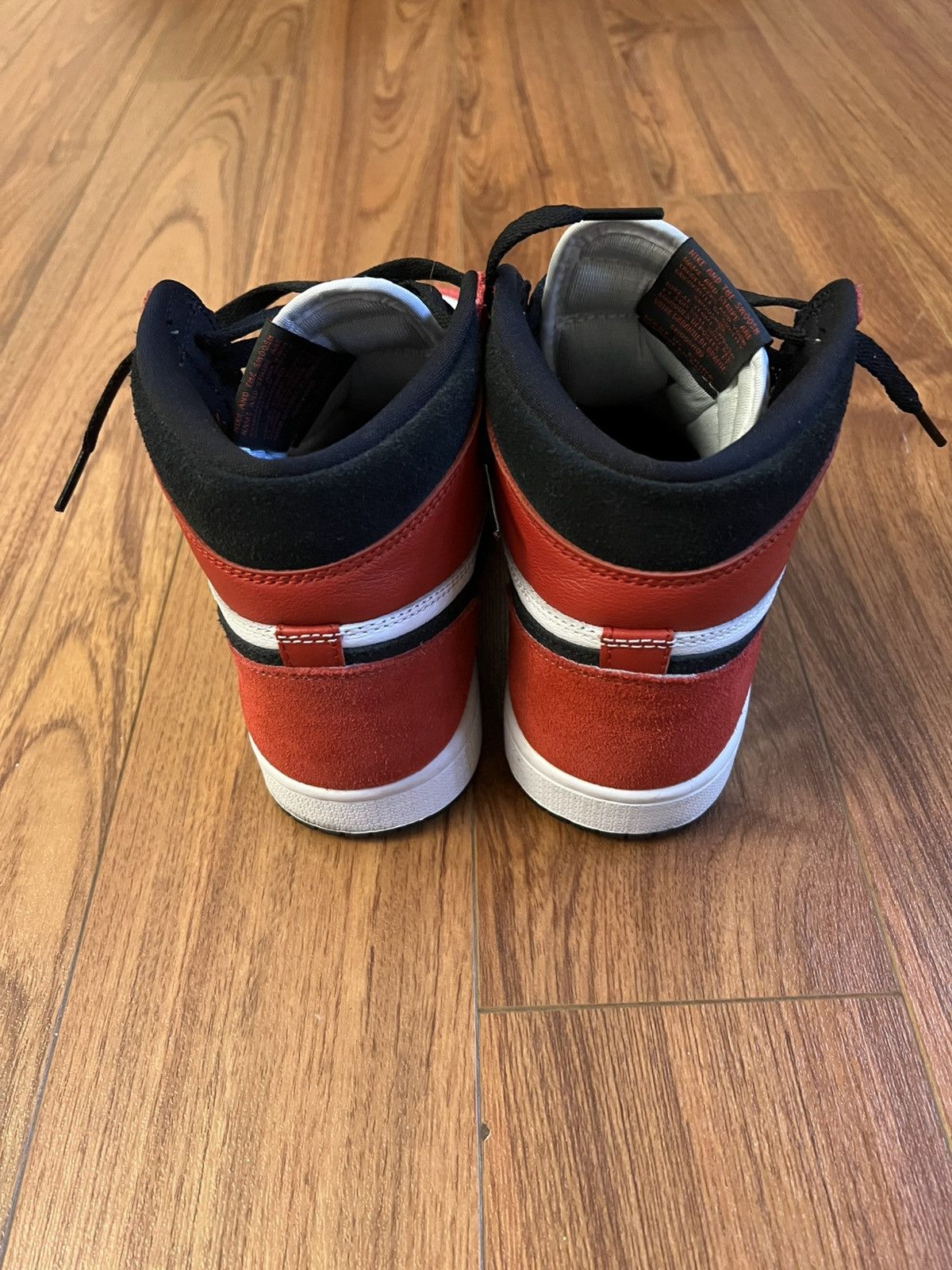 Nike Jordan 1 High Chicago Custom Size US 8 / EU 41 - 6 Thumbnail