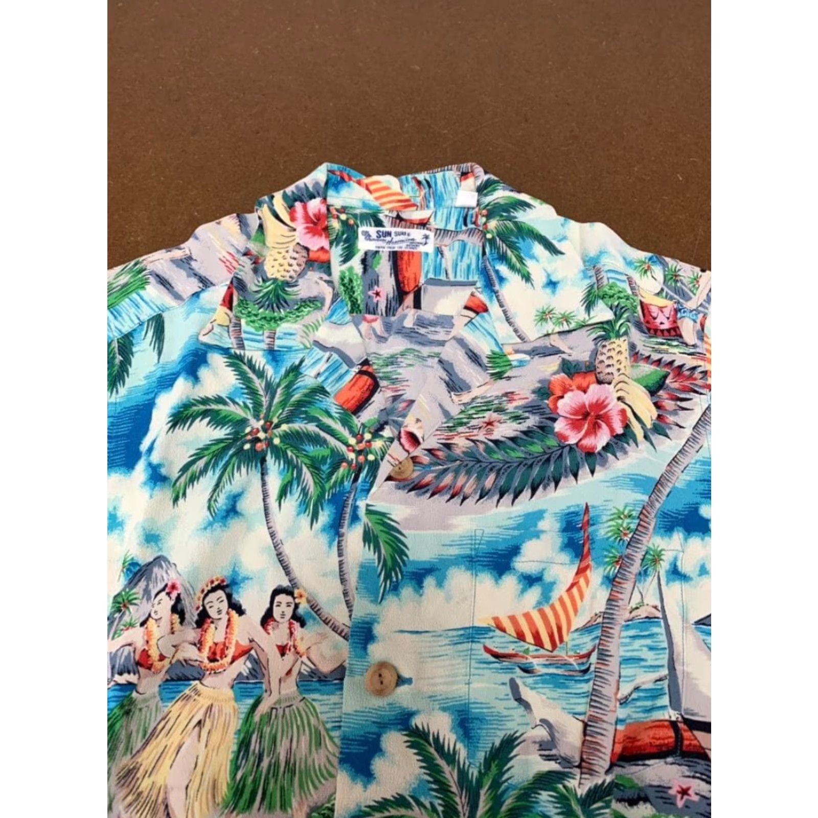 Sun Surf SUN SURF Hula Dancers Hibiscus Print Hawaiian Aloha Shirt Size S Mens Short Sleeve Rayon Button-Up Japanese Brand SS35328/Hula Dancers Pattern Size US S / EU 44-46 / 1 - 3 Thumbnail