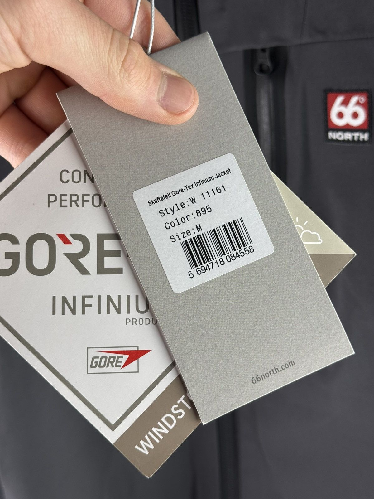 66 North 66° North Skaftafell Gore-Tex Infinium Jacket in Lava Size US M / EU 48-50 / 2 - 7 Thumbnail