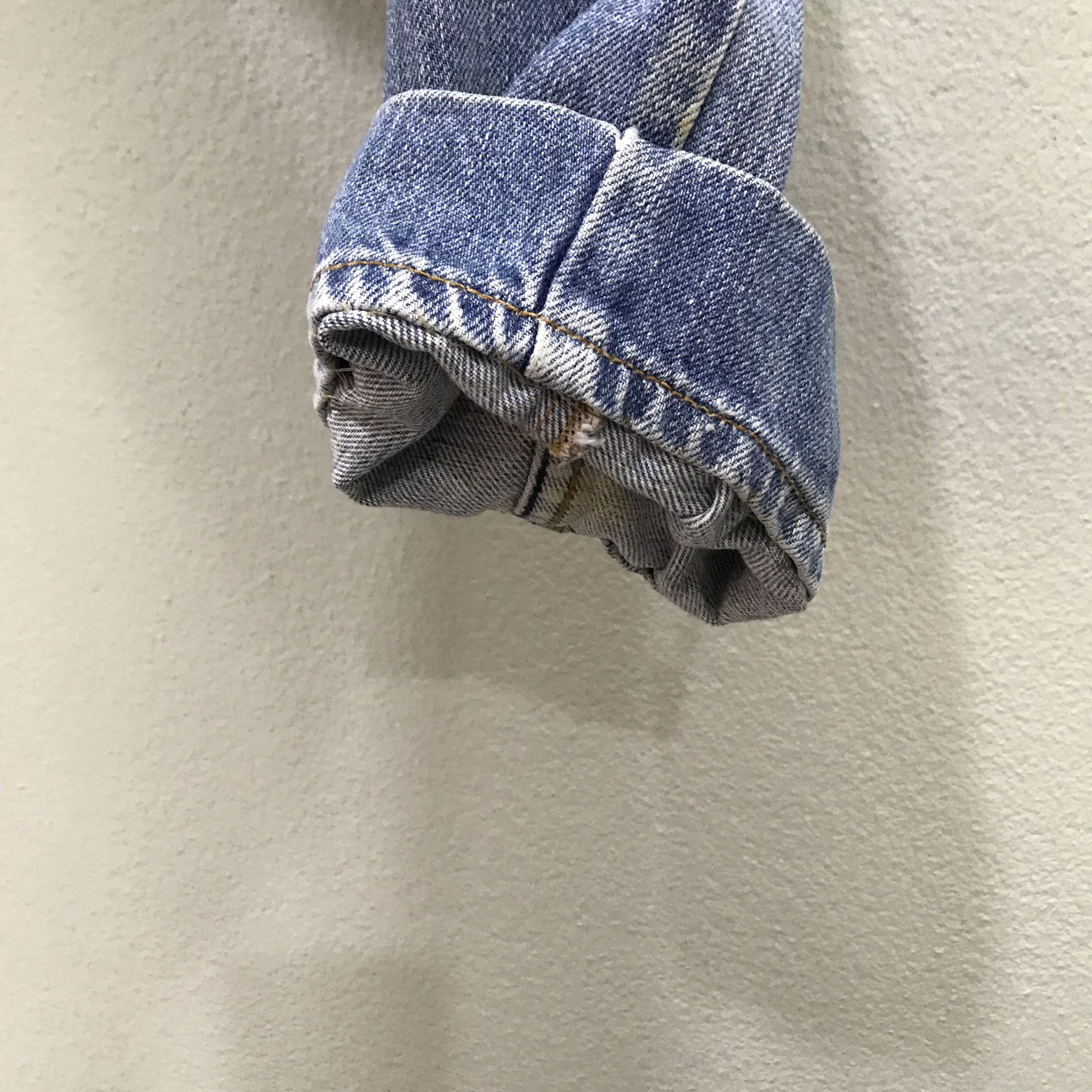 Levi's Vintage 90s Levi’s Jeans Light Wash Straight Leg Size US 30 / EU 46 - 12 Thumbnail