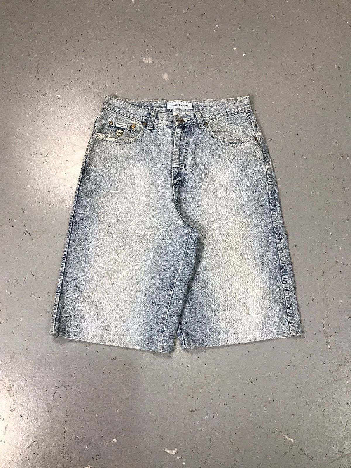 Rocawear Vintage rocawear skater denim jort Size US 34 / EU 50 - 1 Thumbnail