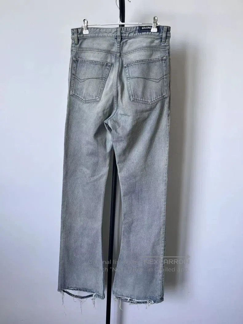 Balenciaga Balenciaga Distressed Straight Leg Jeans. Size US 32 / EU 48 - 2 Thumbnail