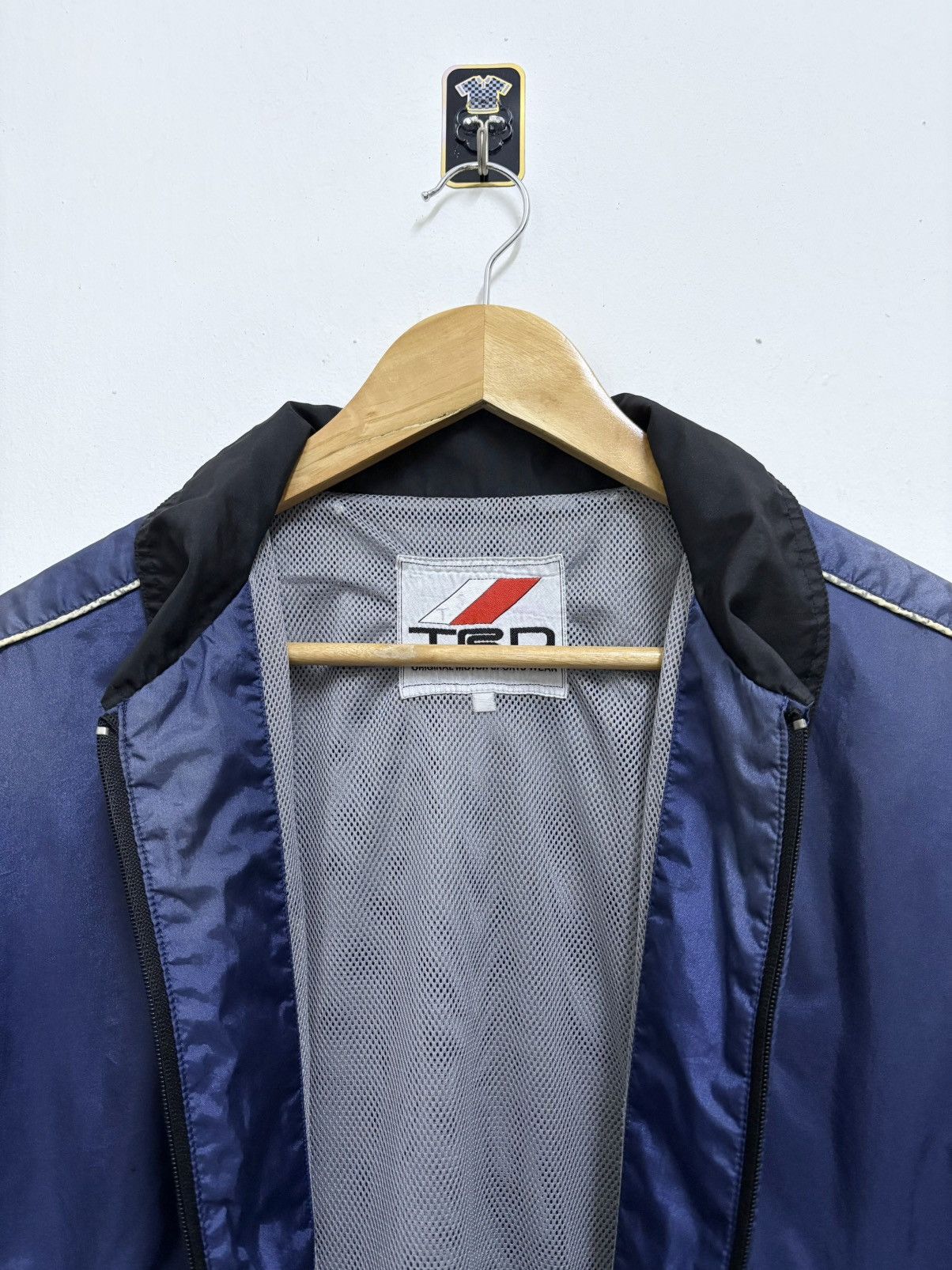 Japanese Brand Vintage 90's TRD Toyota Utility Garment Racing Light Jacket Size US L / EU 52-54 / 3 - 6 Thumbnail