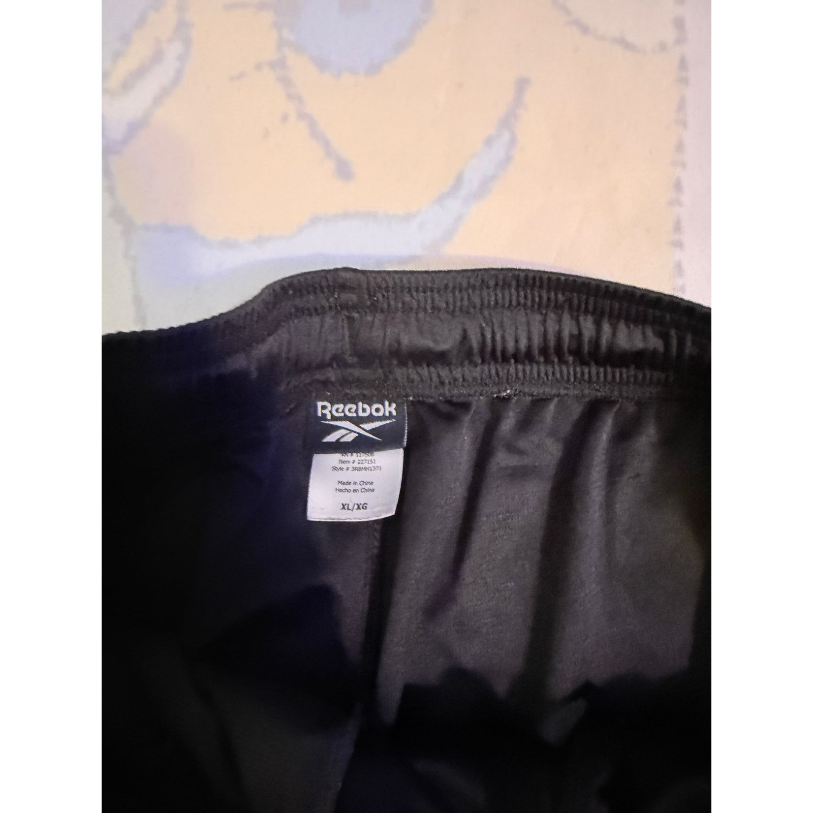 Reebok Reebok Men's Black Athletic Shorts - Great Condition Size US 39 - 2 Thumbnail