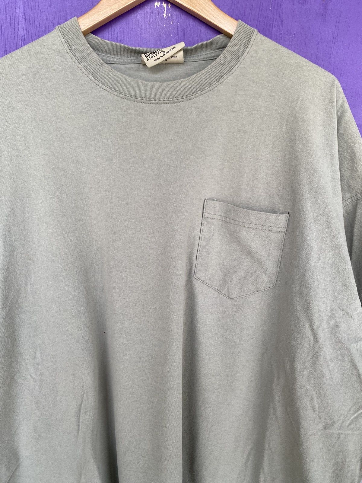 Russell Athletic Vintage 90s Russell athletic faded essentjal pocket tee Size US XXL / EU 58 / 5 - 3 Thumbnail