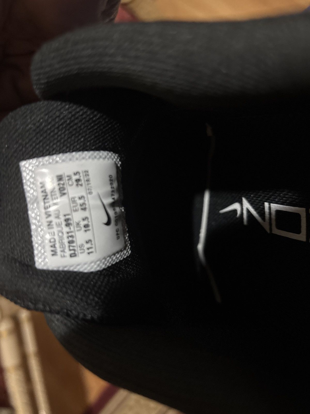 Nike Barely worn Nike sneakers Size US 11.5 / EU 44-45 - 6 Thumbnail