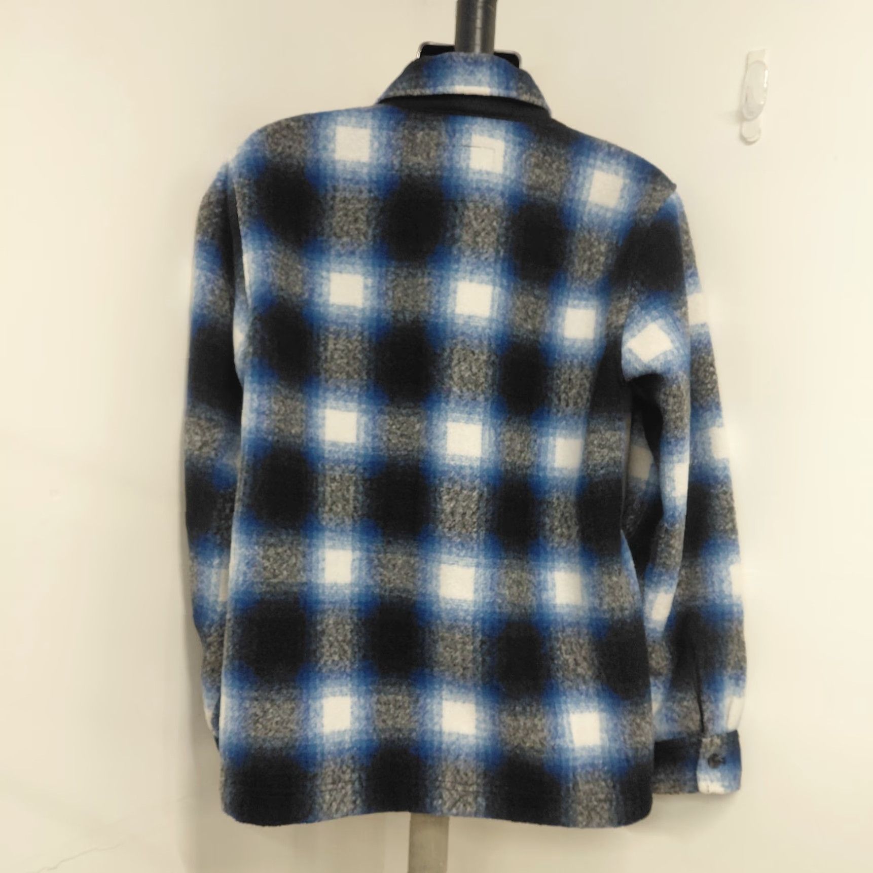 Old Navy Old Navy Shacket Shirt Men Large Blue/Black Plaid Long Sleeve Flannel, Casual, Workwear, Pockets, Mid-Length Jacket/Coat, Regular Fit Size US L / EU 52-54 / 3 - 5 Thumbnail