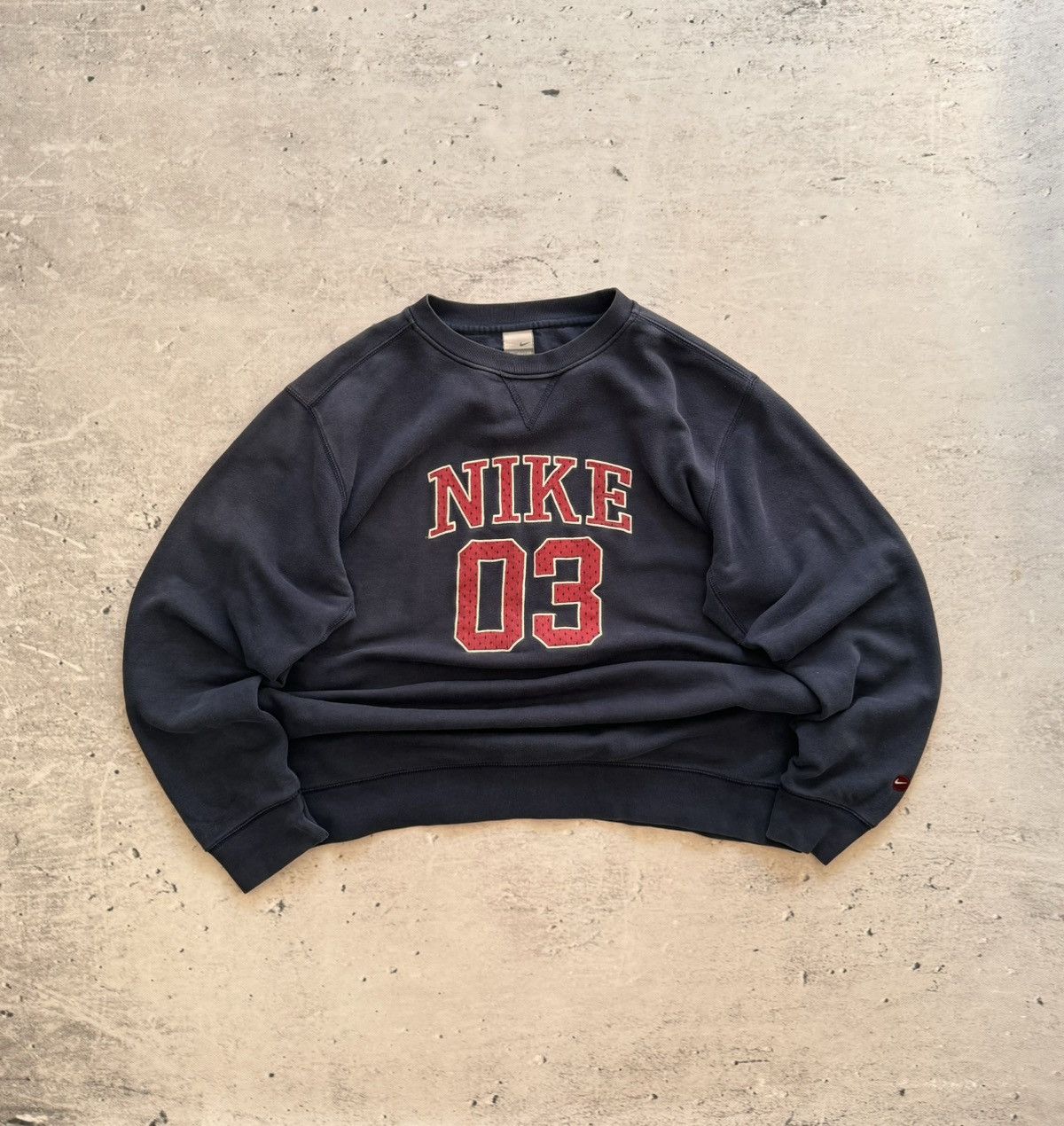 Nike × Vintage NIKE VINTAGE CENTER LOGO OVERSIZE BOXY SWEATSHIRT Size US L / EU 52-54 / 3 - 1 Thumbnail