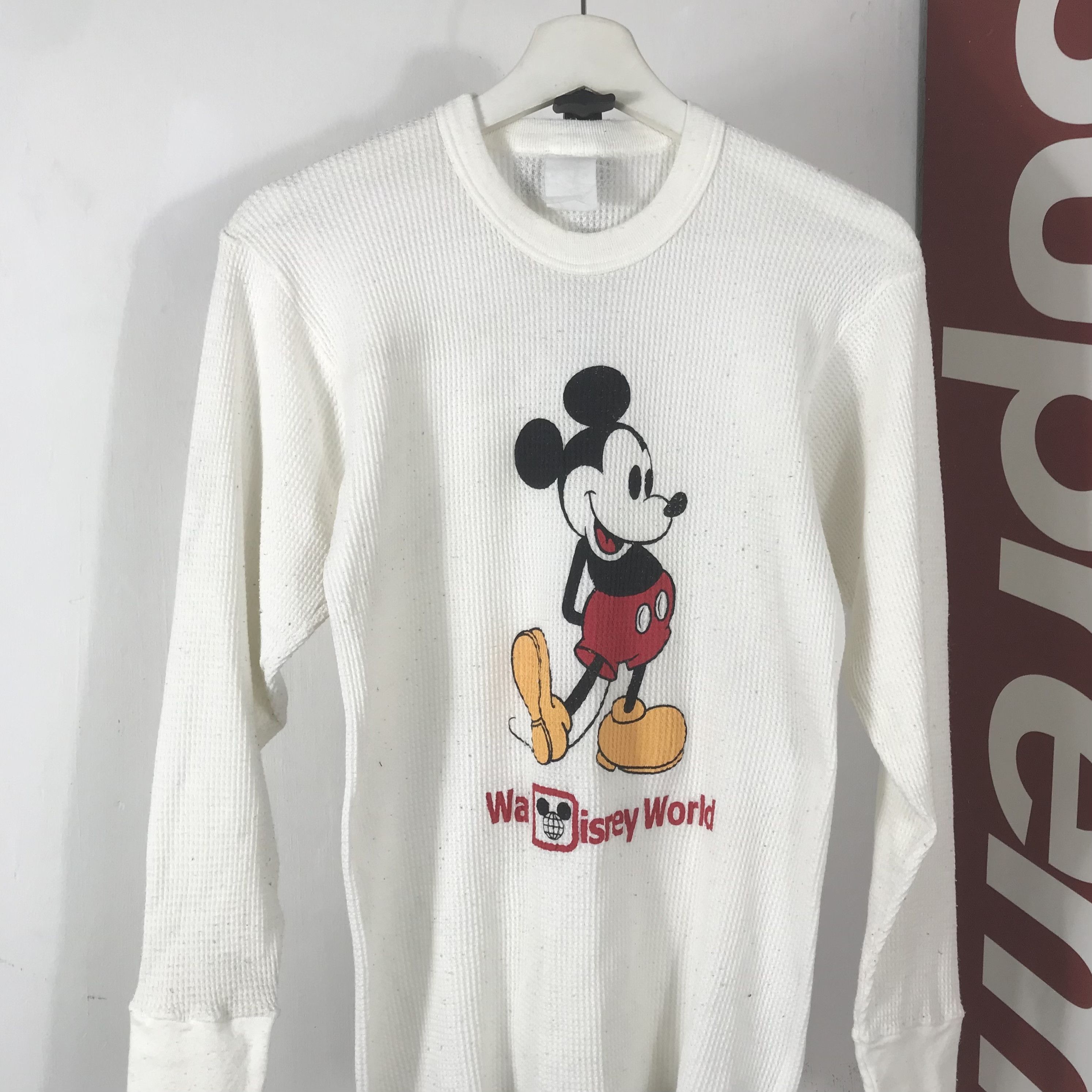 Disney *SUPER RARE* Vintage 70s Mickey thermal waffle longsleeve Size US M / EU 48-50 / 2 - 2 Thumbnail