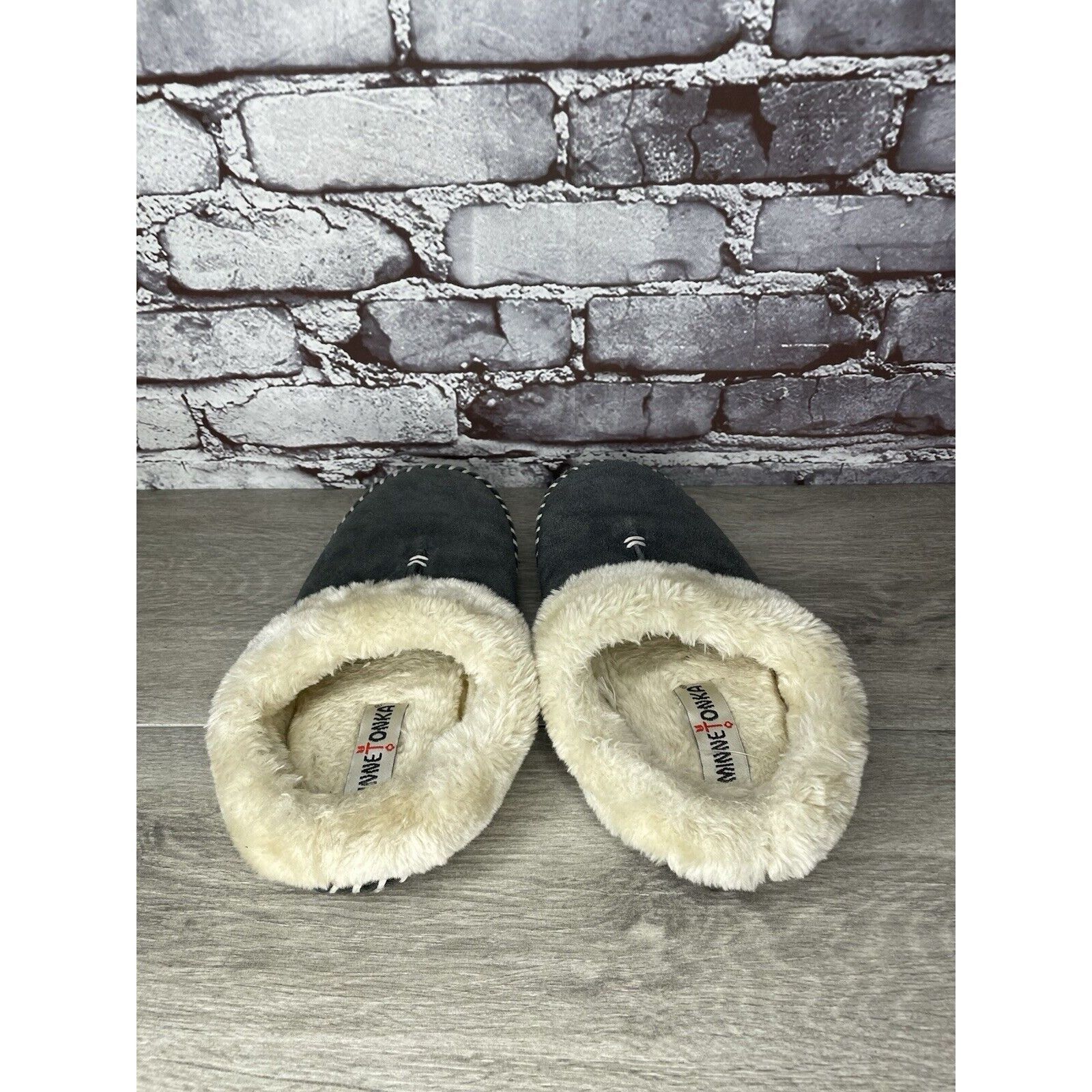 Minnetonka Minnetonka 40914 Gray Suede Leather Fur Slip On Slippers Wom Size US 7 / IT 37 - 4 Thumbnail