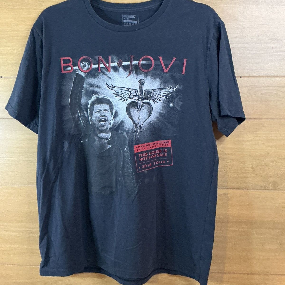 Other Bon Jovi 2018 Tour T Shirt Rock Band Tee Mens Medium Size US M / EU 48-50 / 2 - 1 Thumbnail