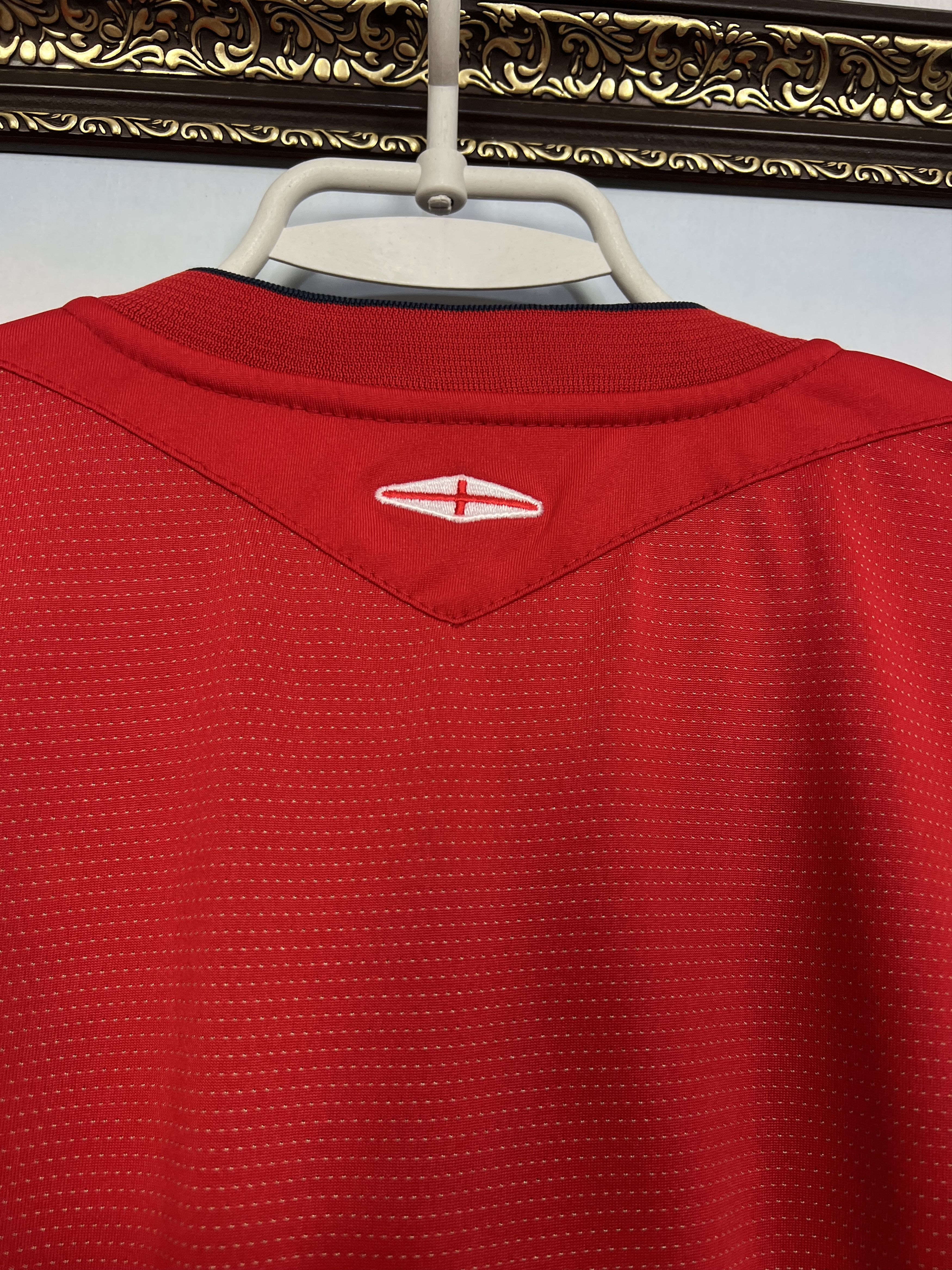 Umbro England Away football shirt 2004 Soccer Umbro Jersey Trikot Size US L / EU 52-54 / 3 - 10 Thumbnail