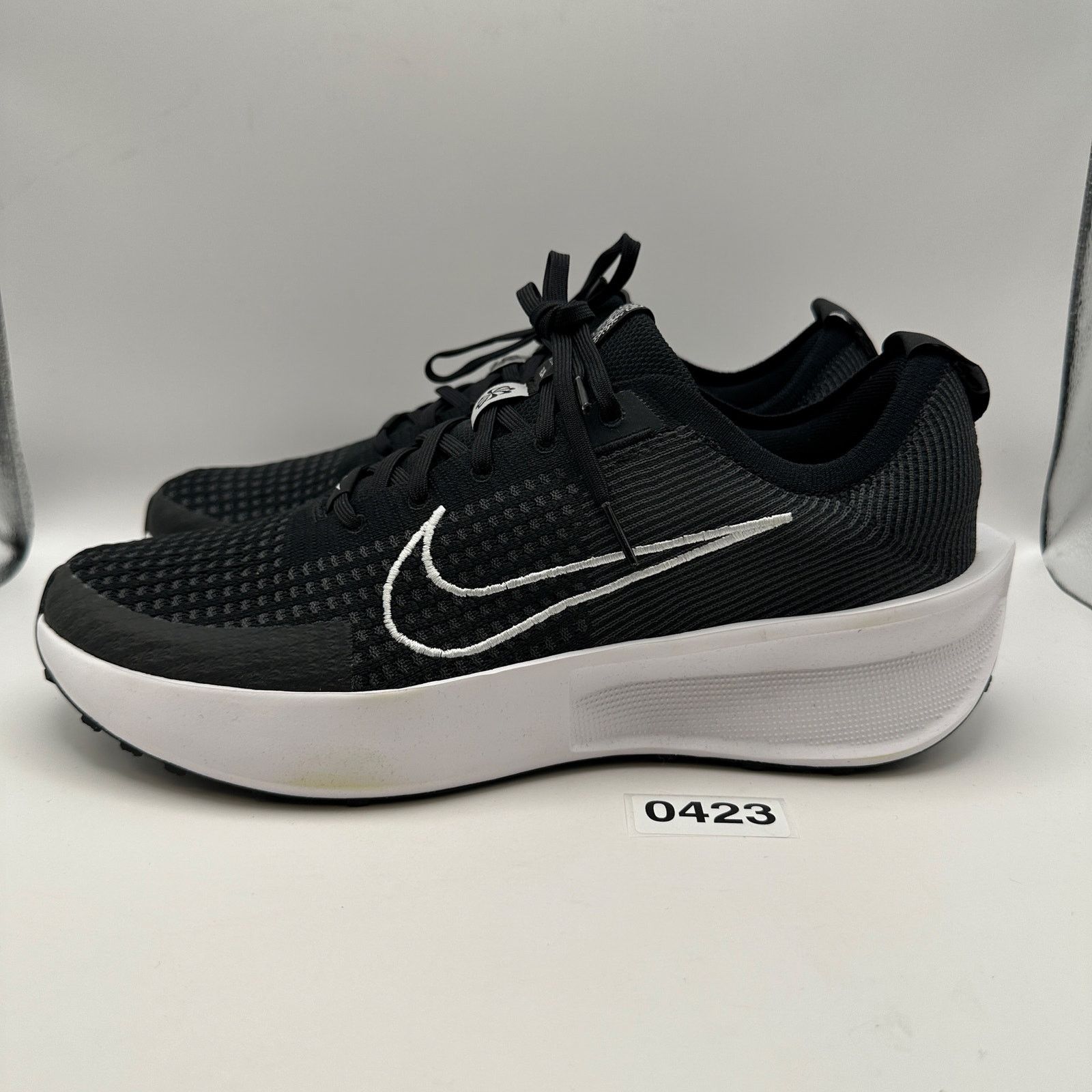 Nike NIKE Women's 12 Interact Run Black/White Running FD2292-003 Size US 12 / IT 42 - 8 Thumbnail