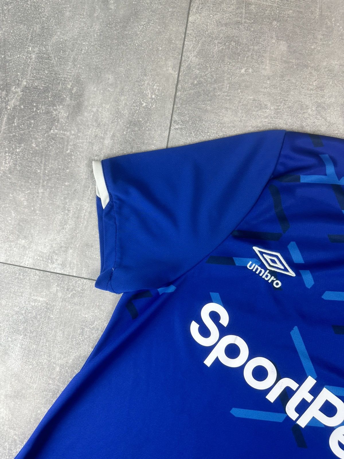 Umbro Umbro Everton FC 2019/20 Home Football Soccer Jersey Size US S / EU 44-46 / 1 - 4 Thumbnail