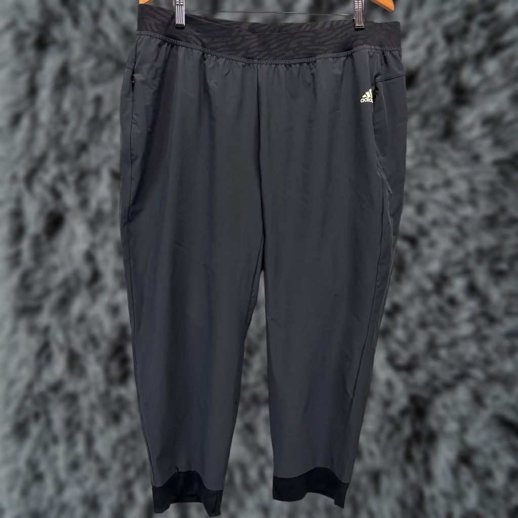 Adidas adidas Women’s Athletic Pants Pull On Crop Ankle Black Gray Sz XXL 2XL Regular Polyester Size 40" / US 18 - 1 Thumbnail