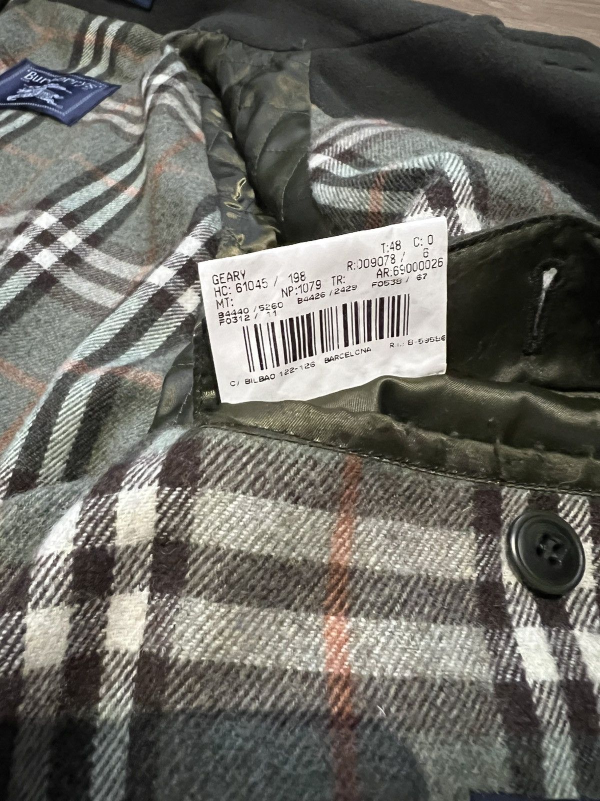 Burberry Vintage Burberrys' Wool Car Coat - Size L (Pre-2000s) Size US L / EU 52-54 / 3 - 8 Thumbnail