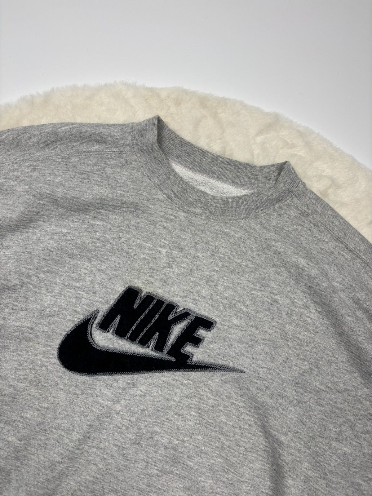 Nike × Vintage Nike Vintage 90’s Oversized Big Logo Sweatshirt Y2K Rare Size US L / EU 52-54 / 3 - 3 Thumbnail