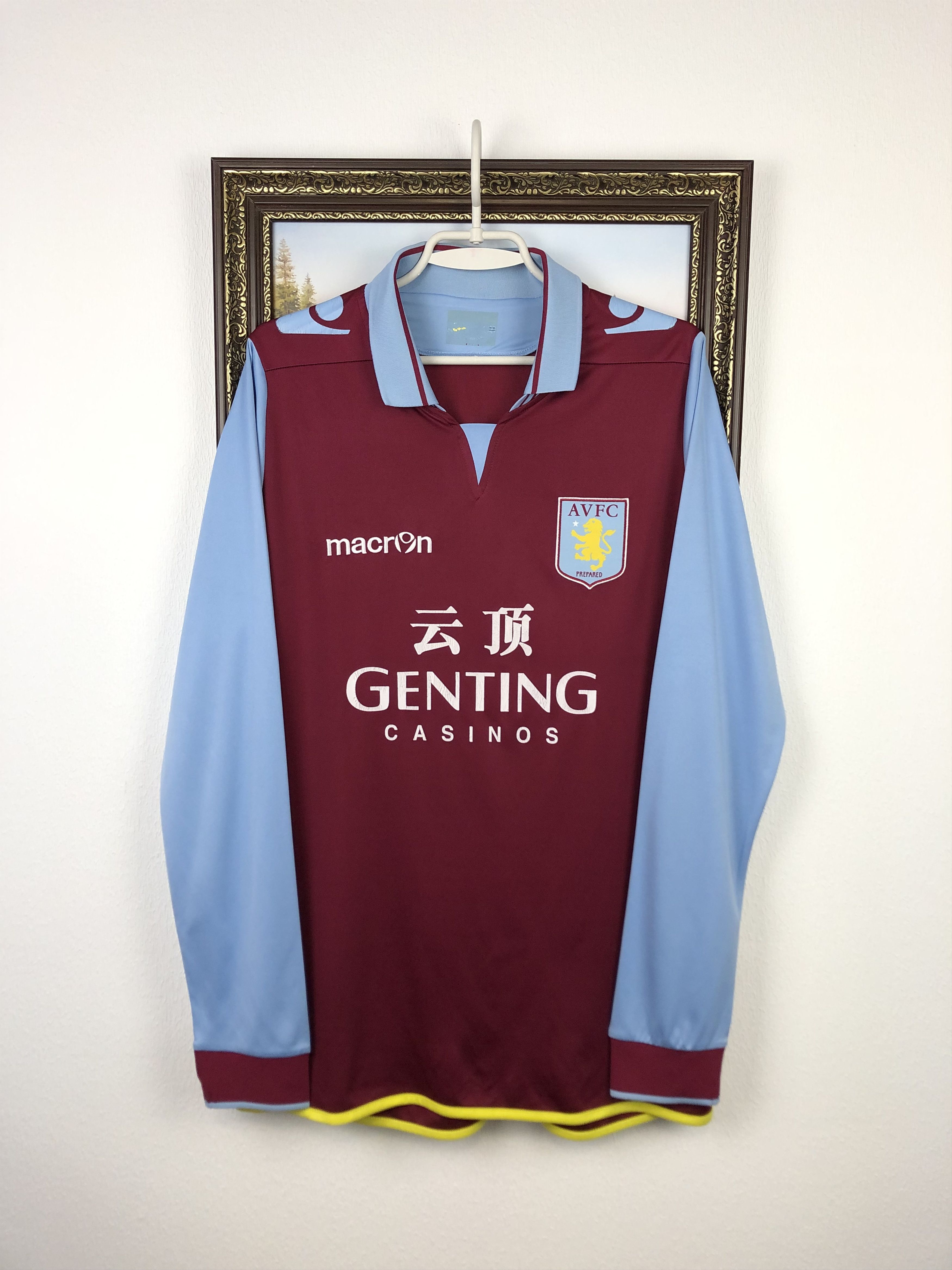 Vintage Aston Villa football shirt 2012 Soccer Long Sleeve Jersey Size US L / EU 52-54 / 3 - 1 Thumbnail