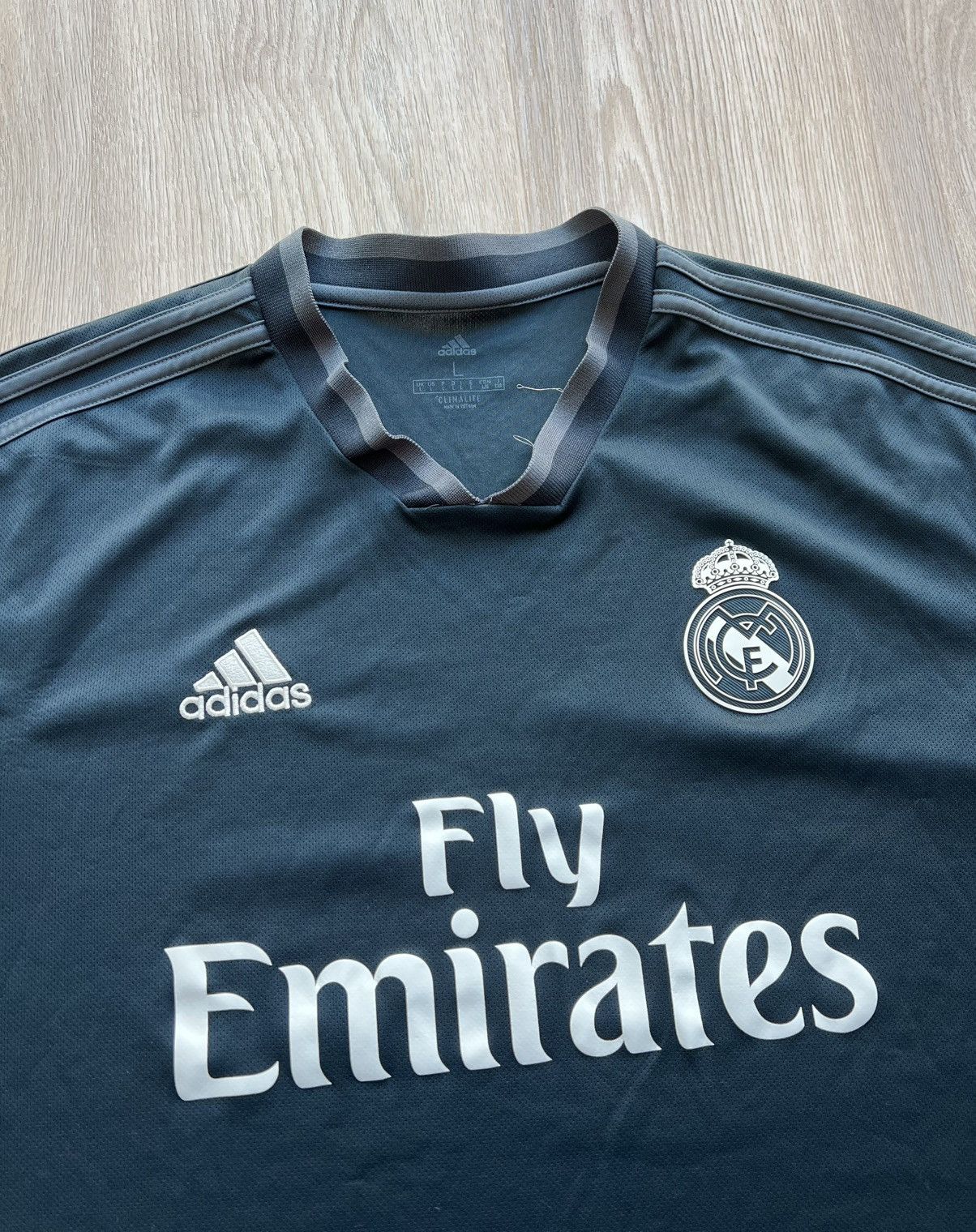 Adidas Adidas 2018-19 Real Madrid Football T-Shirt Soccer Jersey Size US L / EU 52-54 / 3 - 3 Thumbnail