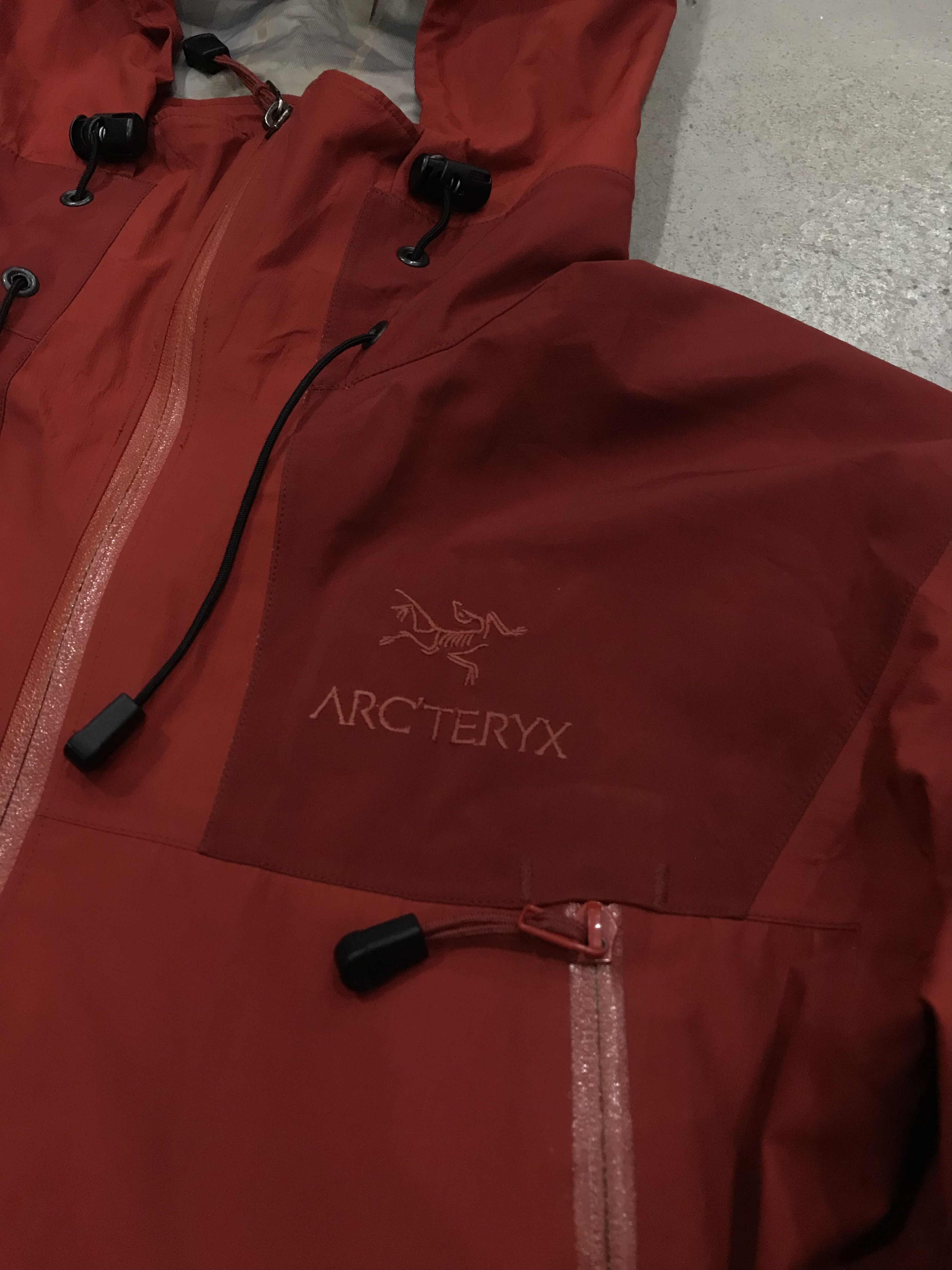 Arc'teryx ARC’TERYX GORE-TEX XCR JACKET Size M / US 6-8 / IT 42-44 - 3 Thumbnail