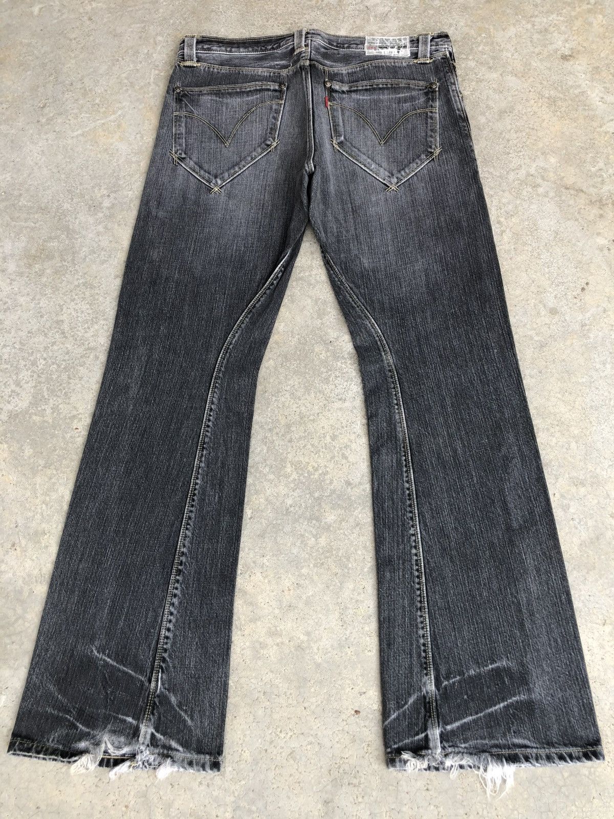 If Six Was Nine Y2k Levi’s Engineered Flared Jeans Distressed Bootcut Size US 34 / EU 50 - 2 Thumbnail