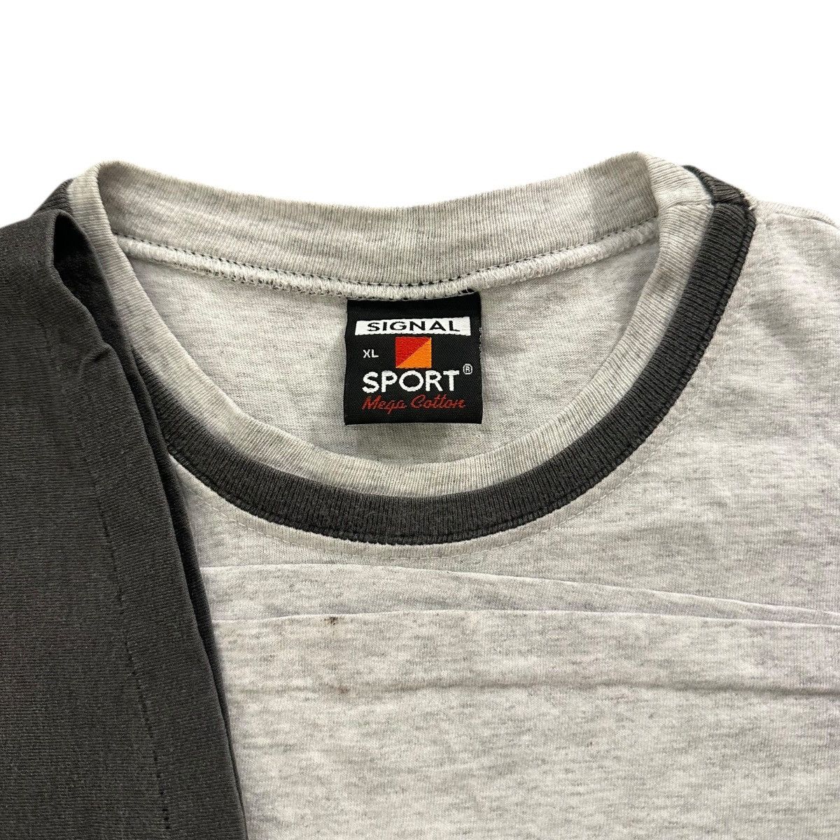 Signal Sport Vintage 1990s Georgetown University Hoyas lightning shirt Size US XL / EU 56 / 4 - 3 Thumbnail