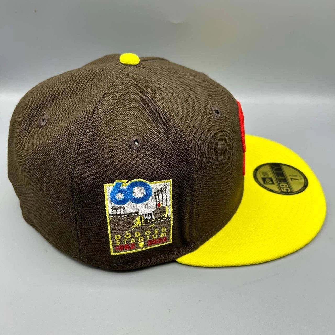 New Era Los Angeles LA Dodgers Hat Men 7 3/8 Brown MLB Fitted Cap Size ONE SIZE - 7 Thumbnail