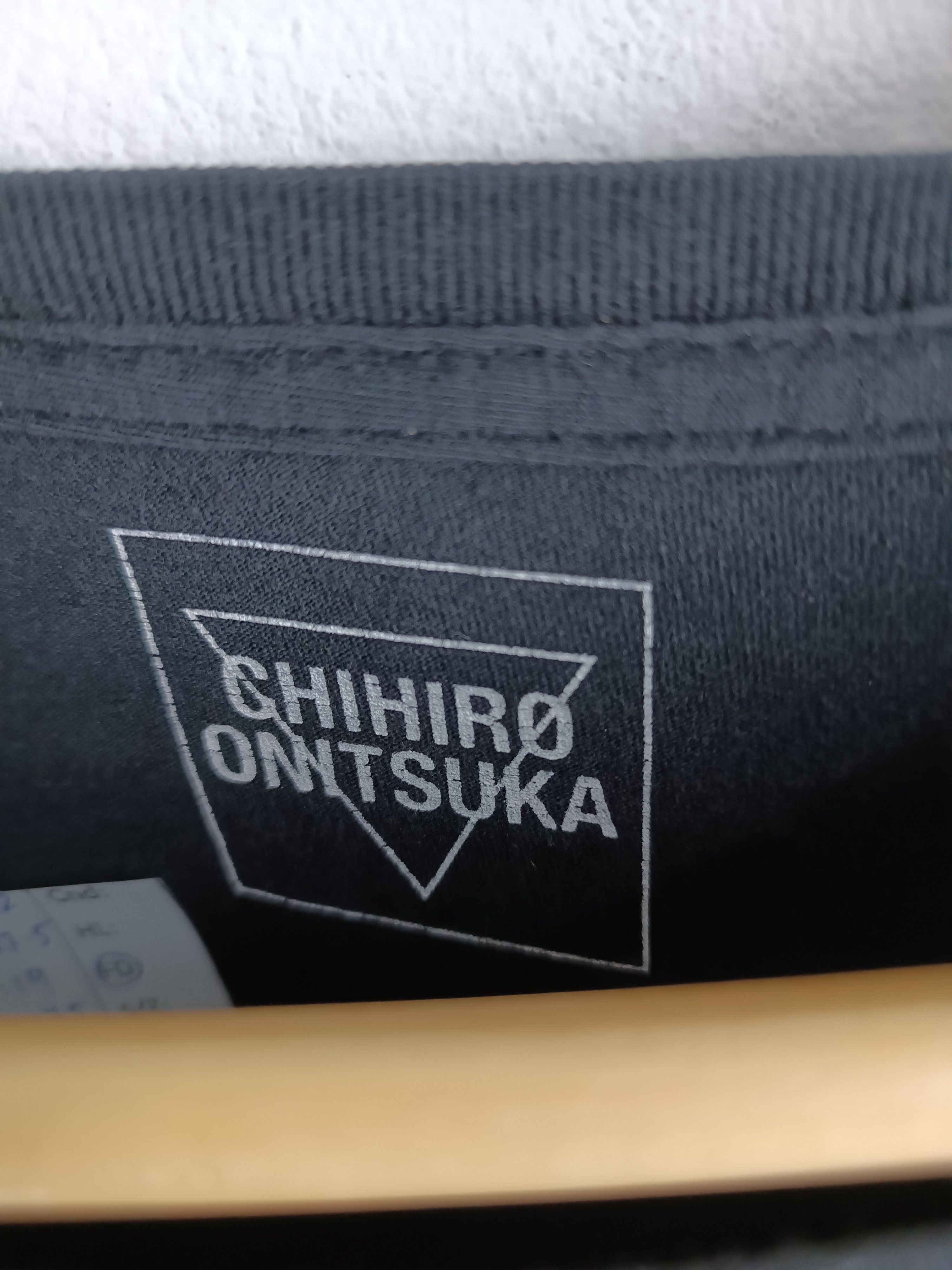 Vintage VINTAGE FADED CHIHIRO ONITSUKA HOTEL MURDERESS VERY RARE TEE Size US L / EU 52-54 / 3 - 7 Thumbnail