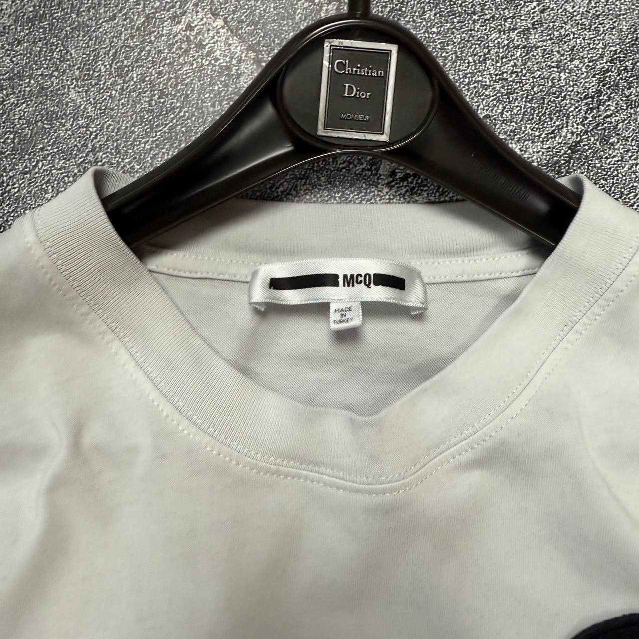 Alexander McQueen Alexander McQueen White t-shirt M Size Size US M / EU 48-50 / 2 - 6 Thumbnail