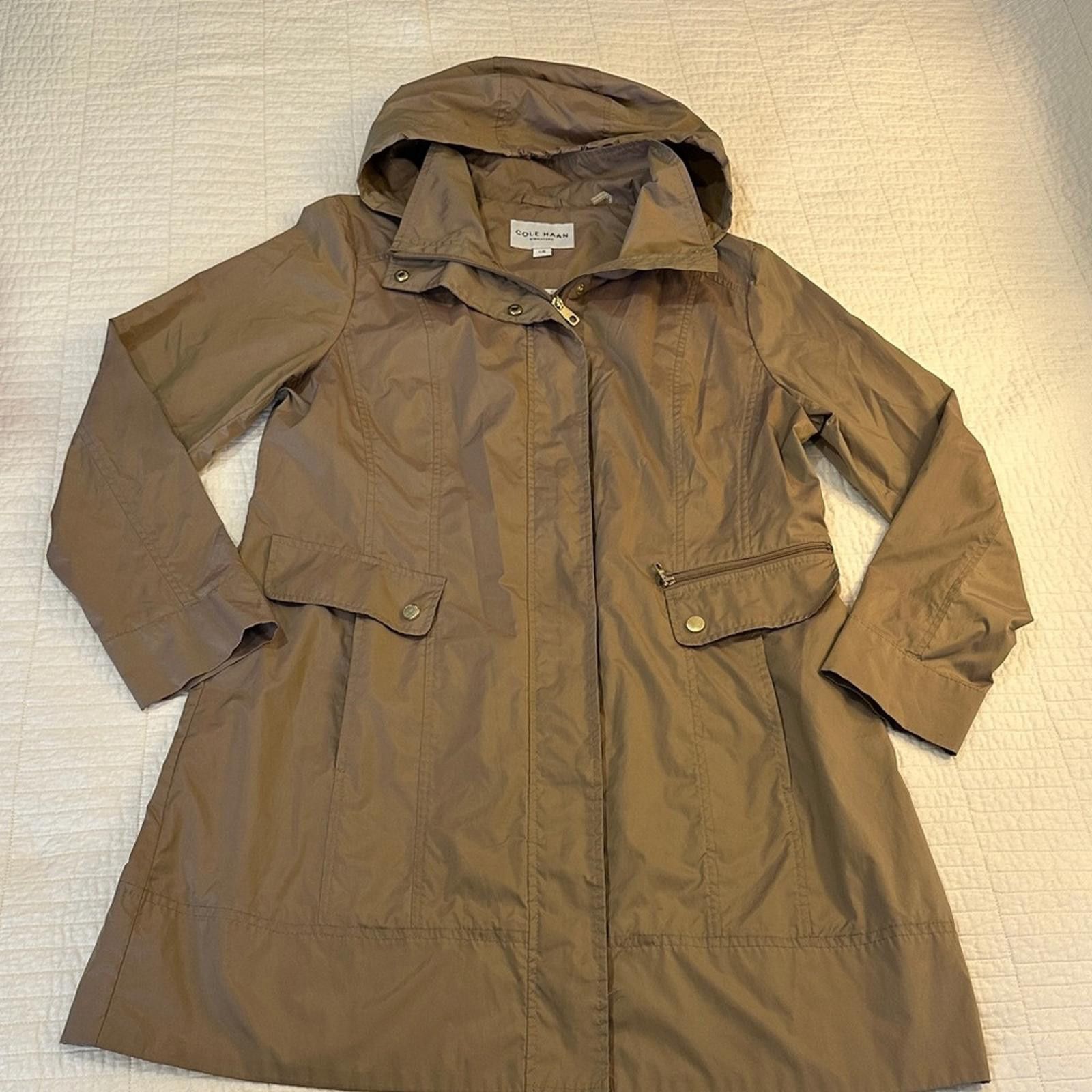 Cole Haan Cole Haan Large Rain Coat Trench Hooded Women's Coat EUC Size L / US 10 / IT 46 - 1 Thumbnail