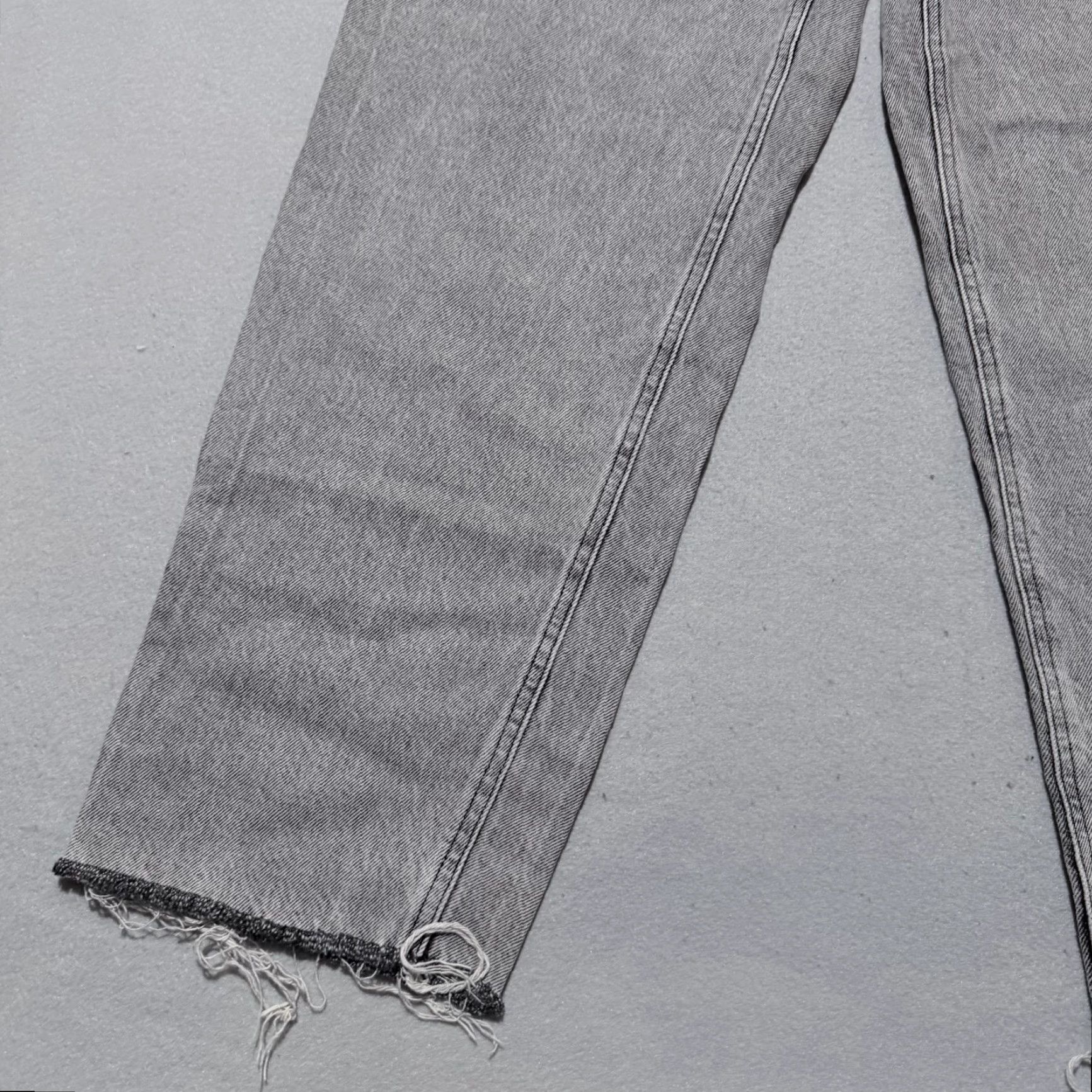 Empyre Empyre Jeans Men Gray Denim Mid-Rise Straight Relaxed Fit - 30 Men’s Jeans Gray Mid-Rise Straight Relaxed Fit 30 Size US 30 / EU 46 - 5 Thumbnail