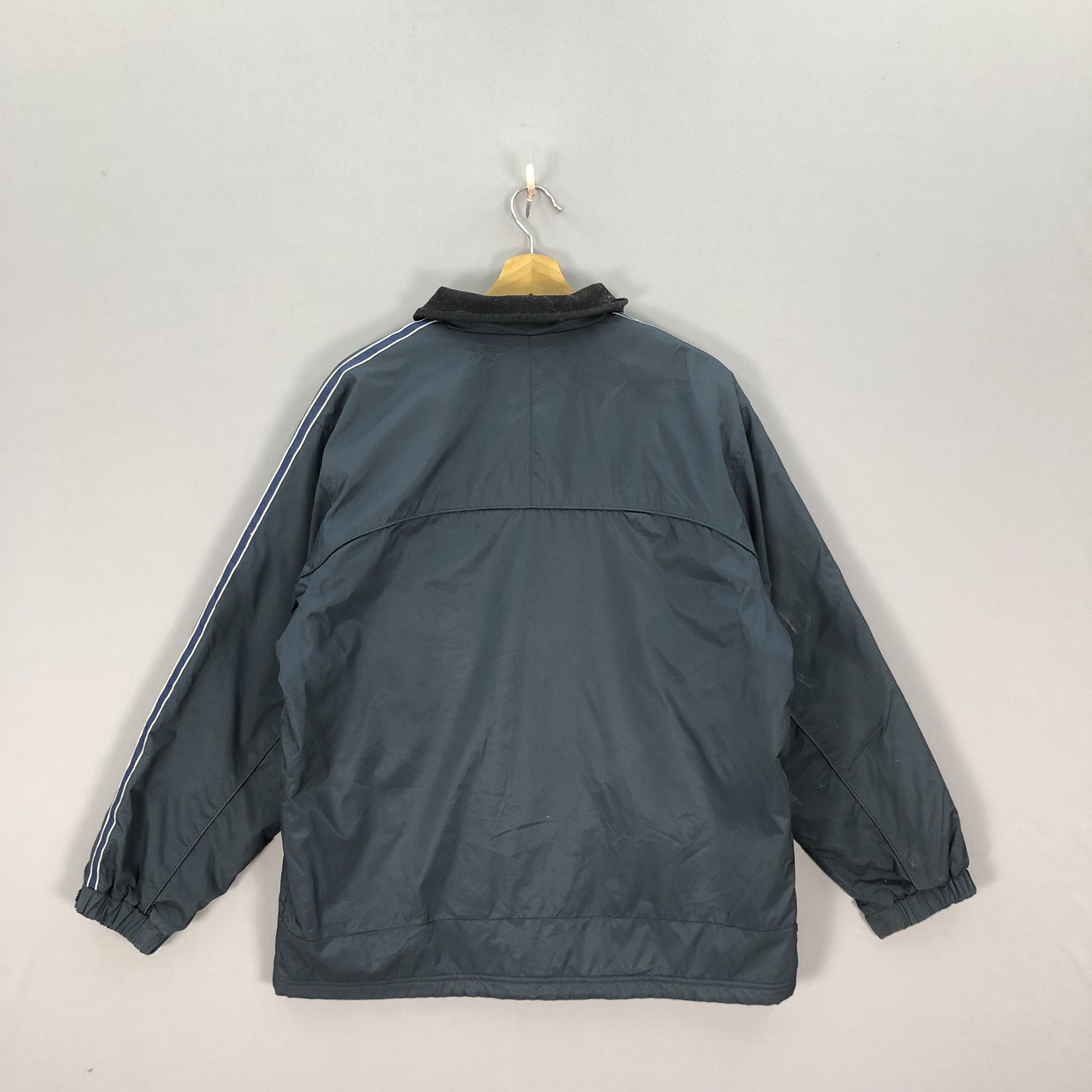 Champion Vintage Champion Zipper Windbreaker Jacket Size US XL / EU 56 / 4 - 2 Thumbnail