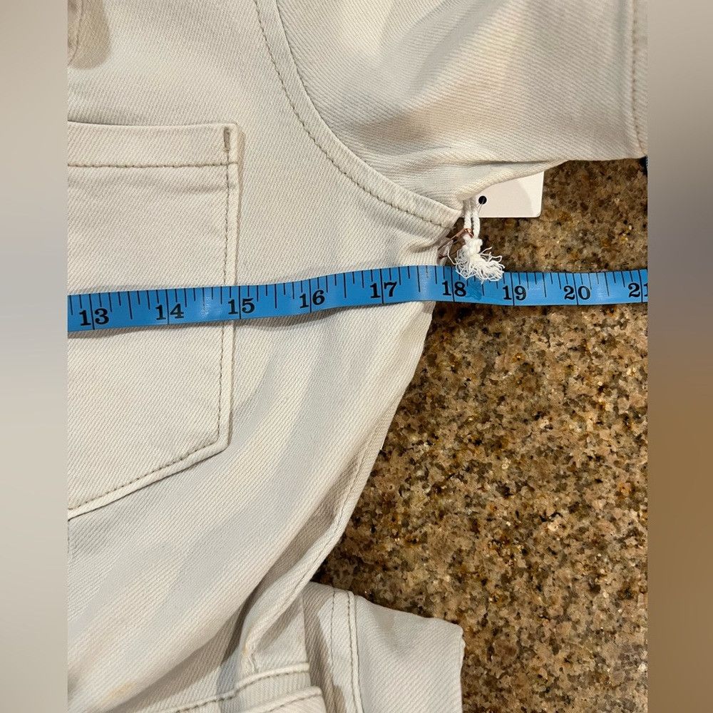 Good American Good American Belted Utility Jumpsuit Bone Size 2 (Fits Sma Size 27" / US 4 / IT 40 - 4 Thumbnail