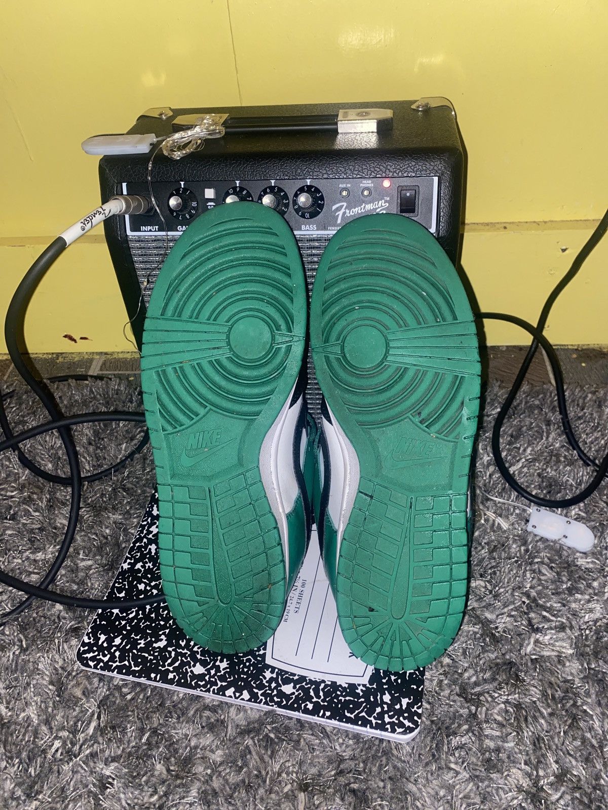 Nike LowTop Dunks Size US 8.5 / EU 41-42 - 5 Thumbnail