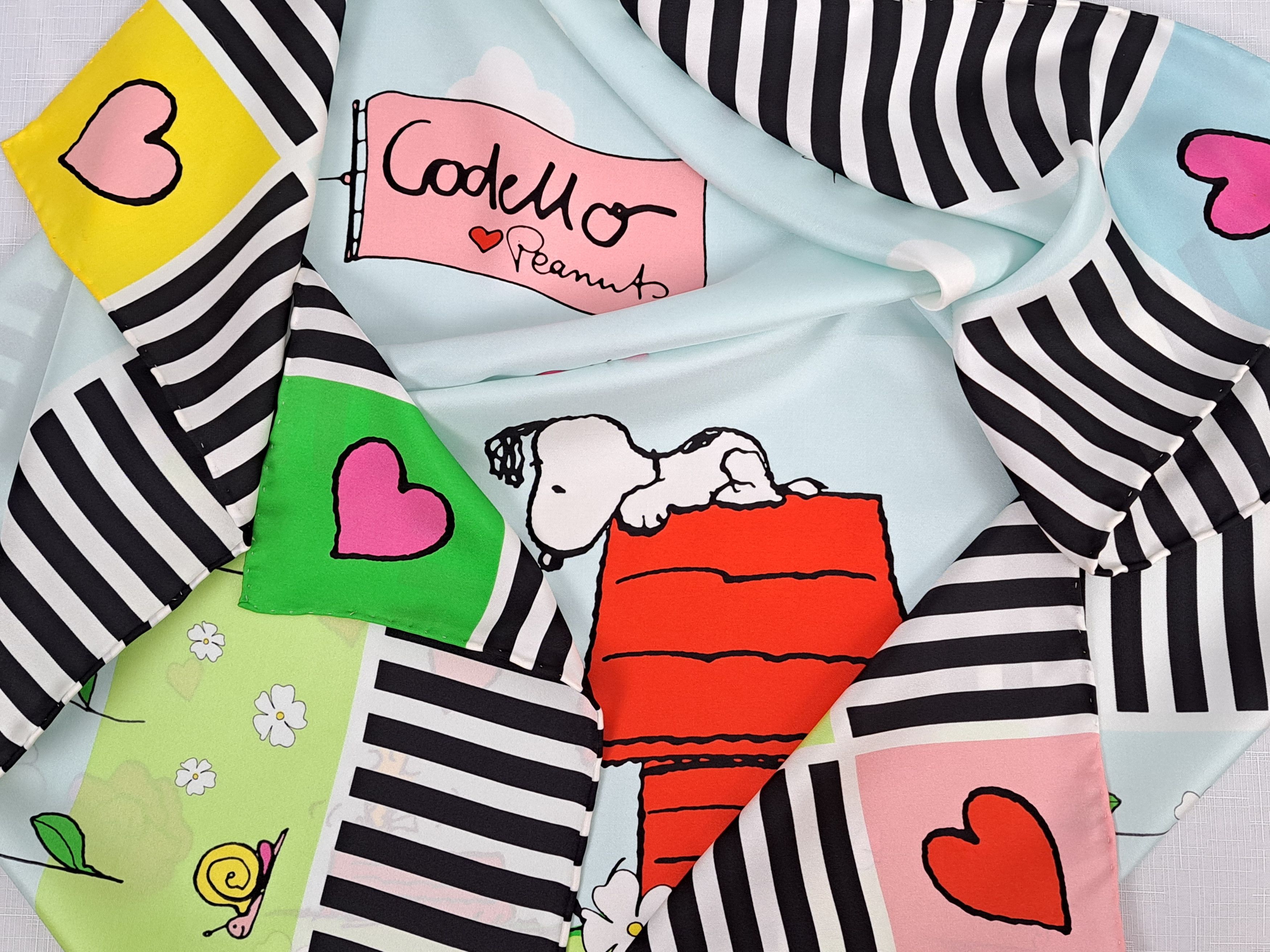 Designer CODELLO Loves Peanuts - Snoopy - funy silk scarf. Size ONE SIZE - 1 Thumbnail