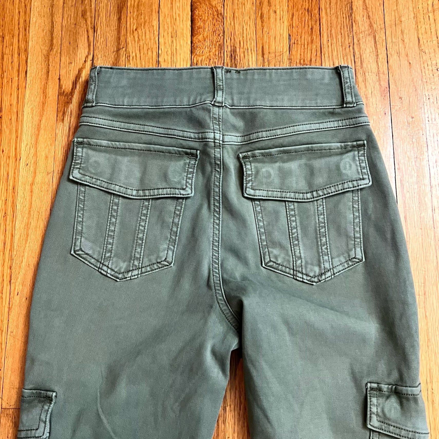 Spanx SPANX Pants Womens Small Stretch Twill Cargo Jogger Green High Rise Tapered Leg Womens S Green Cargo Pants Regular Size S Size 28" / US 6 / IT 42 - 4 Thumbnail