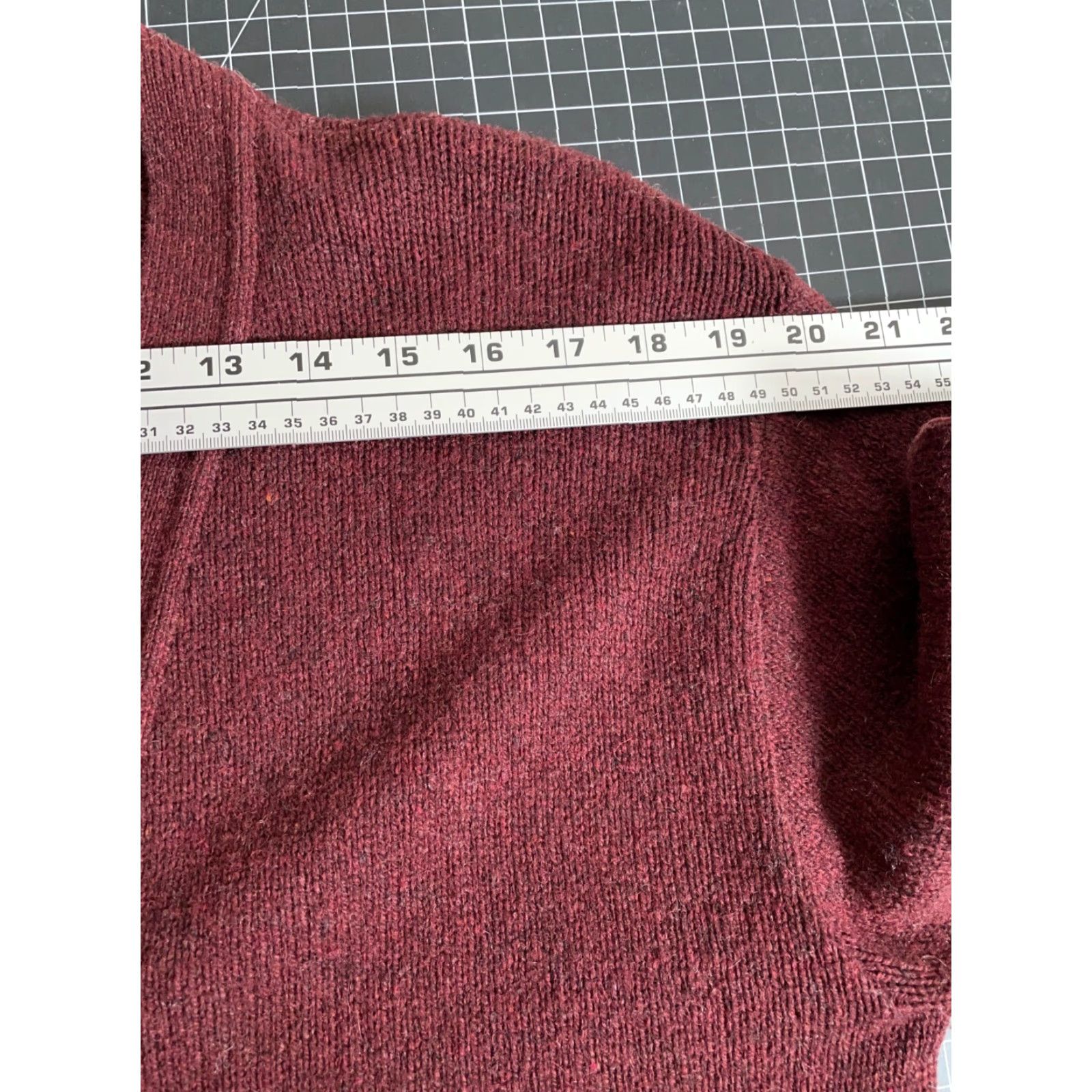 Jantzen VINTAGE Jantzen Cardigan Sweater Mens M Dark Red Knit 70s Grandpa style Wool-Acrylic Lightweight Knitwear - 80s Retro Hipster Preppy Size US M / EU 48-50 / 2 - 7 Thumbnail