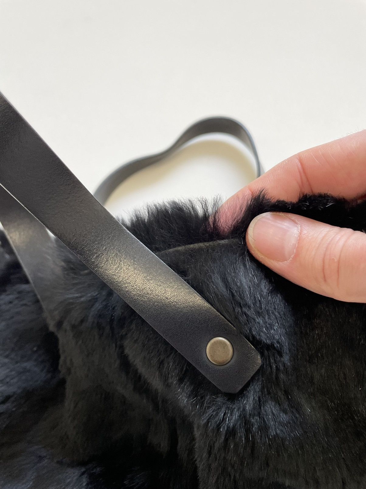 Prada A/W 2000 Black Sheep Fur Hand Bag Size ONE SIZE - 8 Thumbnail
