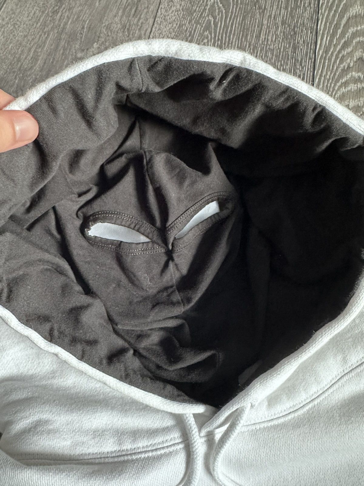 Vetements vetements aw20 runway hidden side hoodie Size US M / EU 48-50 / 2 - 4 Thumbnail